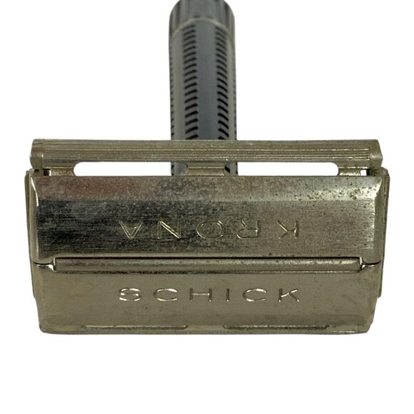 Vintage Schick Krona Double Edge Safety Razor Twist To Open 1970s Made in USA - Picture 3 of 7